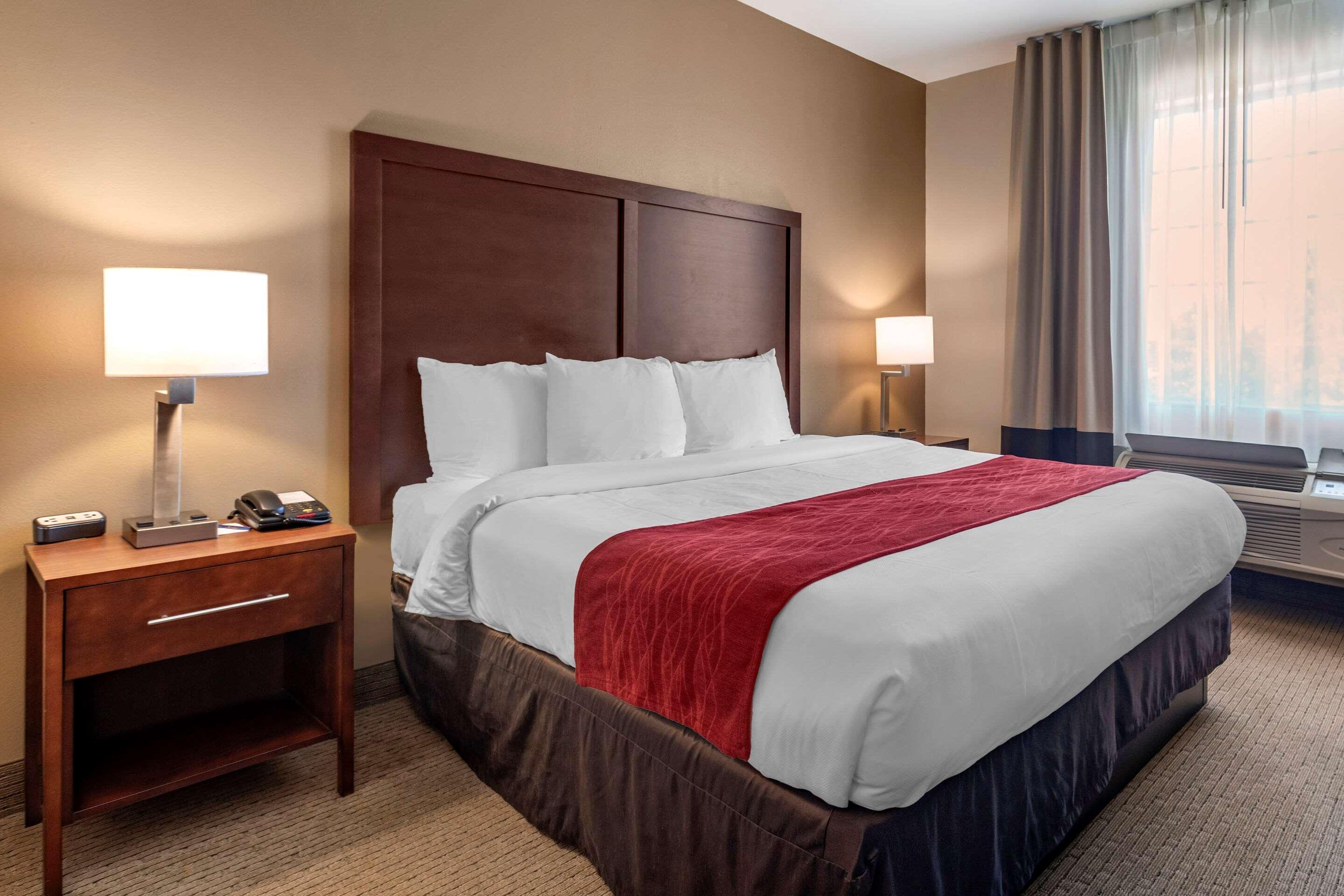 Comfort Inn & Suites Villa Rica Dış mekan fotoğraf