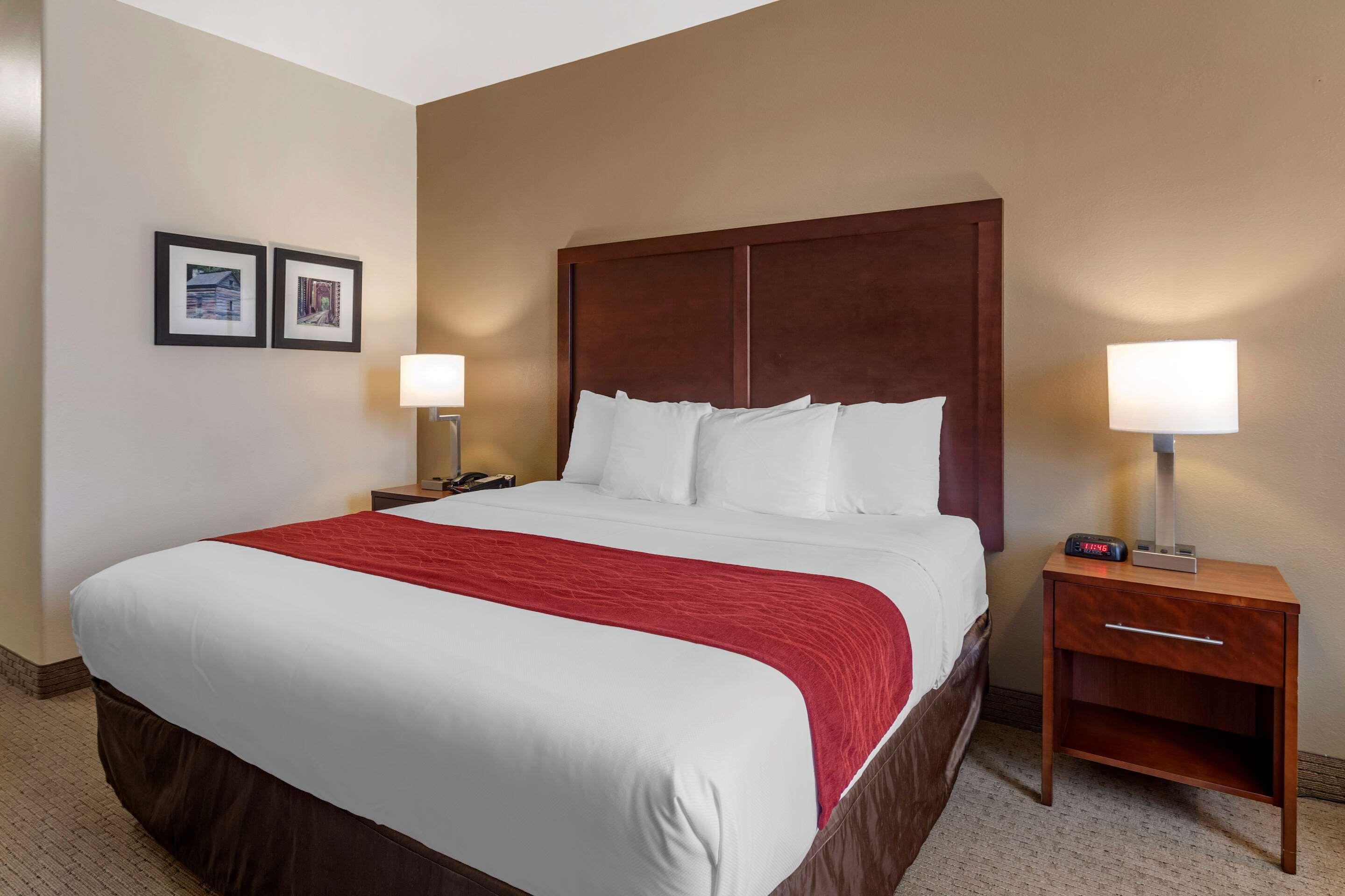 Comfort Inn & Suites Villa Rica Dış mekan fotoğraf