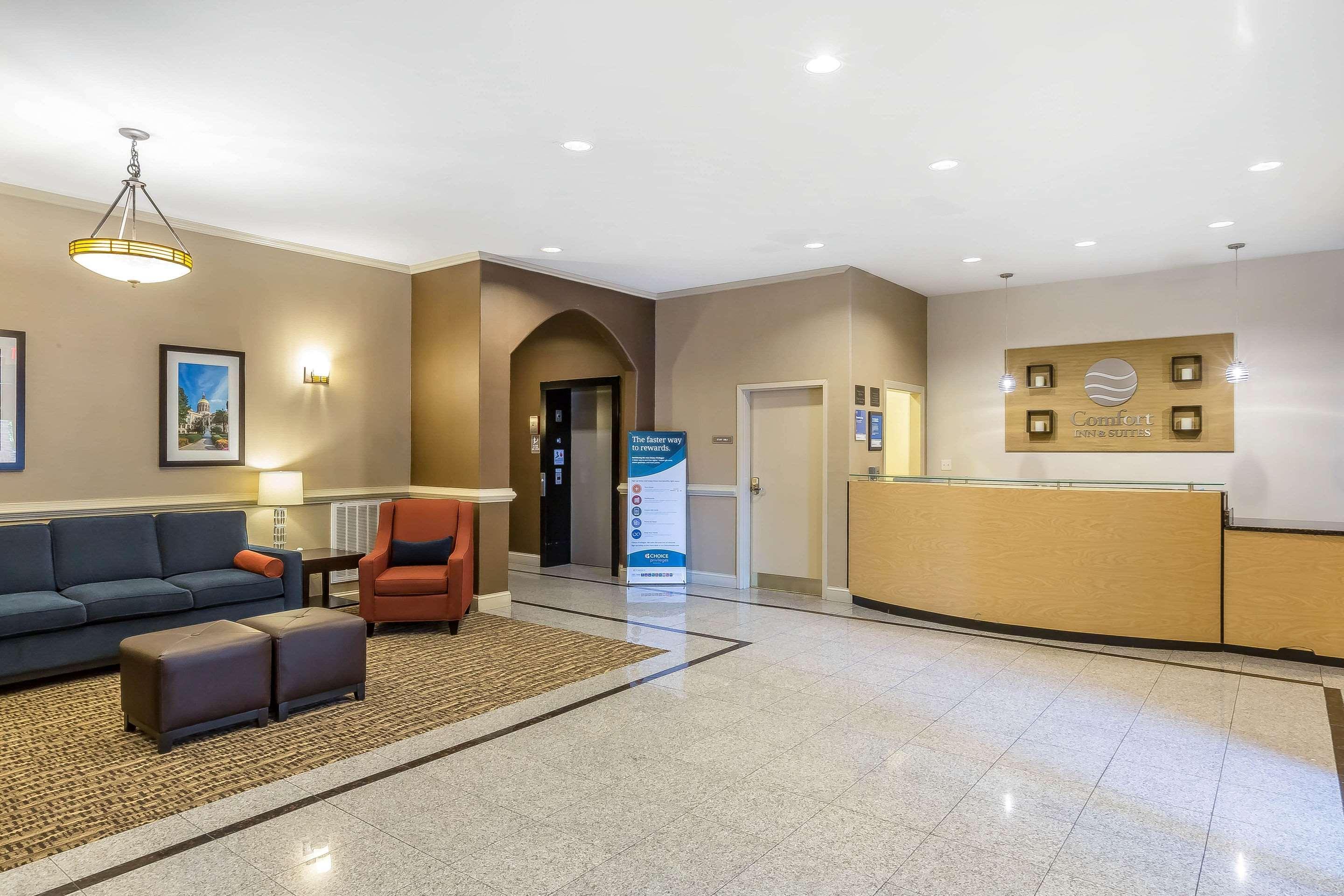 Comfort Inn & Suites Villa Rica Dış mekan fotoğraf