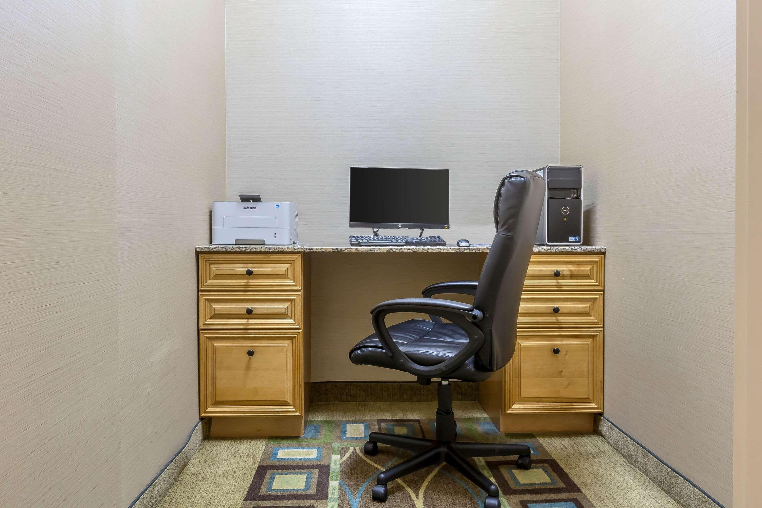 Comfort Inn & Suites Villa Rica Dış mekan fotoğraf
